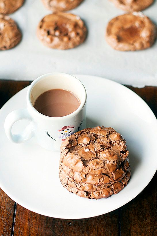 Flourless Hot Cocoa Cookies are the perfect last-minute cookie recipe for Santa (or, really, anyone at anytime!) | French Press