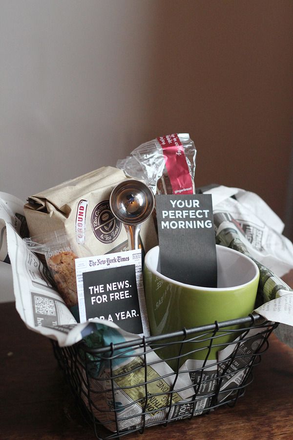 Last minute holiday gift ideas: Gift box ideas at Ruffled Blog: Coffee Lovers kit
