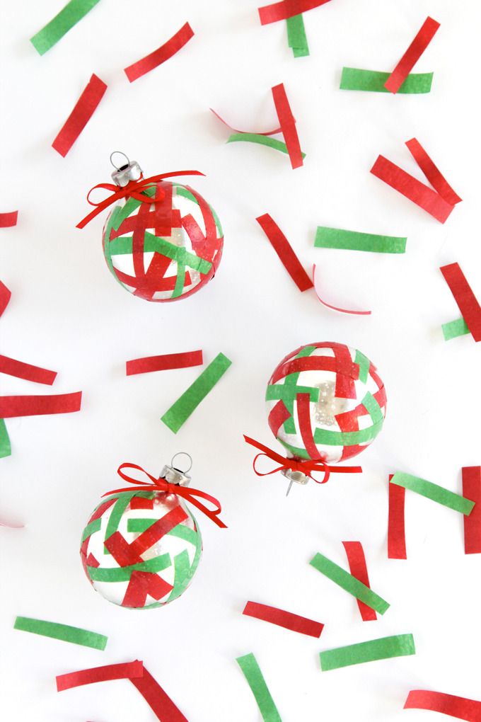 Easy confetti Christmas ornaments for kids from Modge Podge Rocks