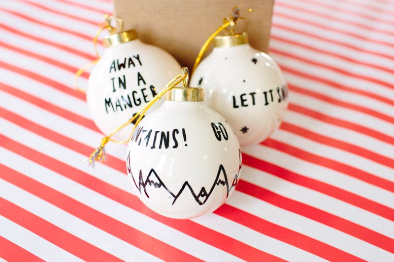 Last minute holiday gift ideas: Sharpie handwritten Christmas ornament from Walk in Love