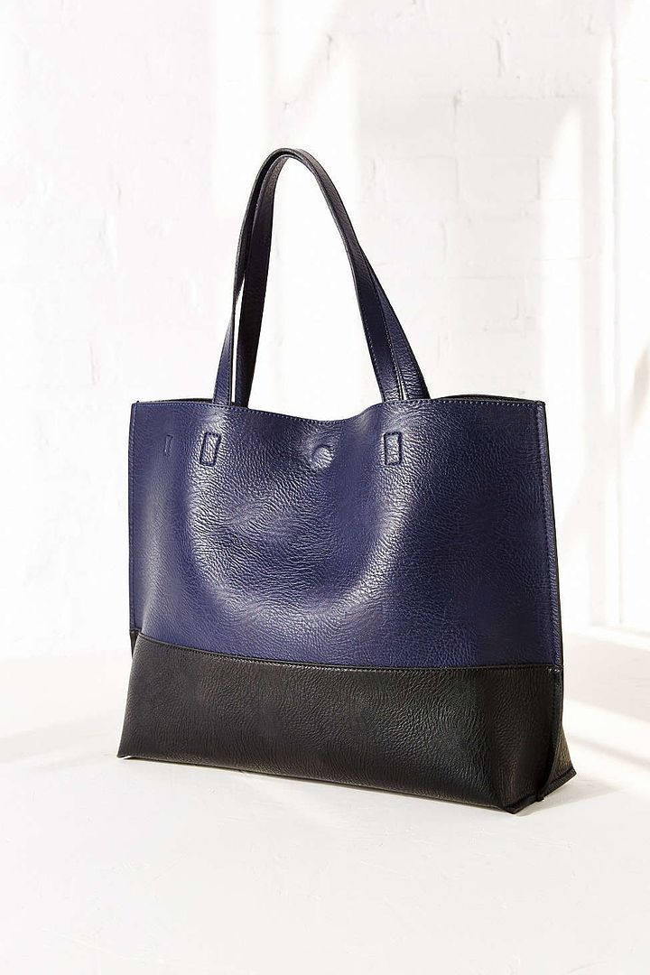 Last minute shipping deadlines and deals: Vegan tote from Urban Outfitters