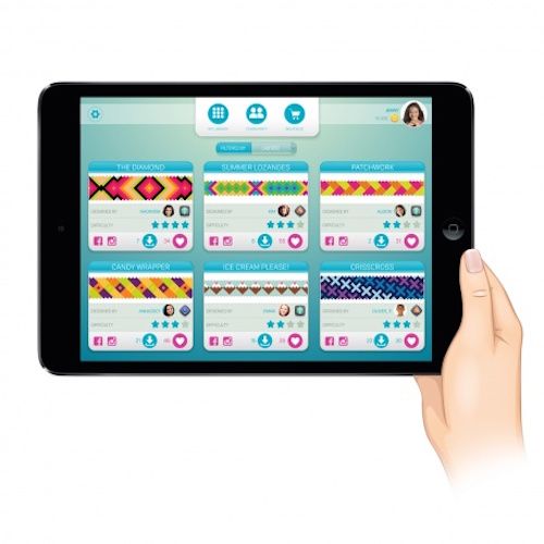 Create and save up to 40 designs on the i-loom friendship bracelet maker app.