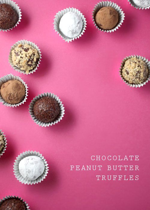 DIY Valentine's Day candy recipes: Chocolate Peanut Butter Truffles | Bakerella