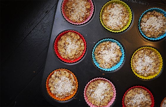 Baked Oatmeal Bites are a healthy, make-ahead breakfast recipe that you can make in a big batch to store in the freezer | One Hungry Mama