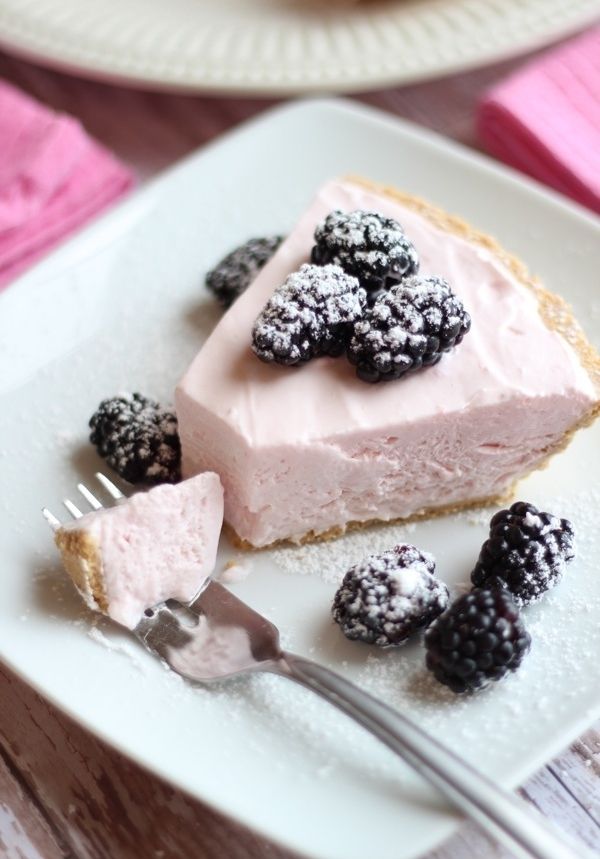 Easy no bake desserts: Yogurt Pie | Eat Cake for Dinner