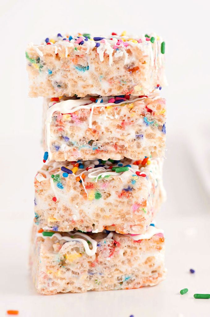 These Confetti Rice Krispies Treats make an easy no-bake funfetti treat | Sprinkles For Breakfast