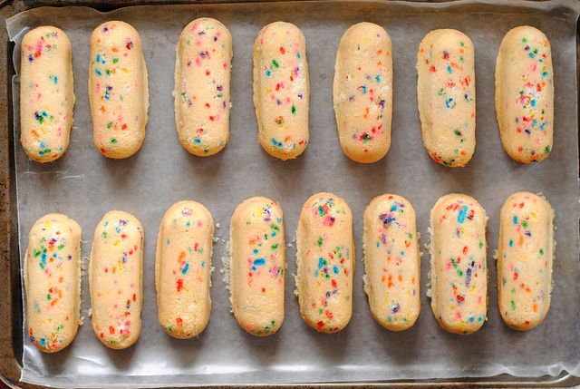 Get whimsical with your funfetti and swap out a regular cake for these homemade Funfetti Twinkies | Tartlet Sweets