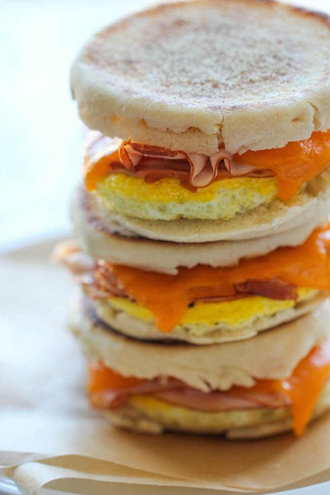 These make-ahead, freezer breakfast sandwiches are easy to make and an awesome way to serve a quick, hot breakfast that's healthy, too | Damn Delicious