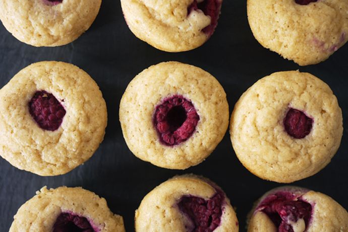 Low-sugar Raspberry Pancake muffins are a healthy, make-ahead breakfast recipe that doubles as a snack, too. | One Hungry Mama