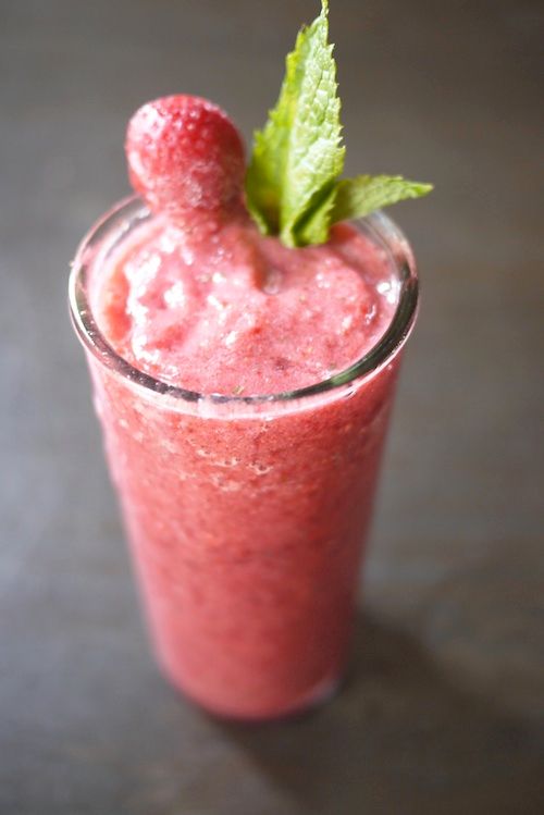 How to keep kids hydrated: Switch up what you serve with hydrating smoothies. Strawberry Lychee Mint Smoothie | One Hungry Mama