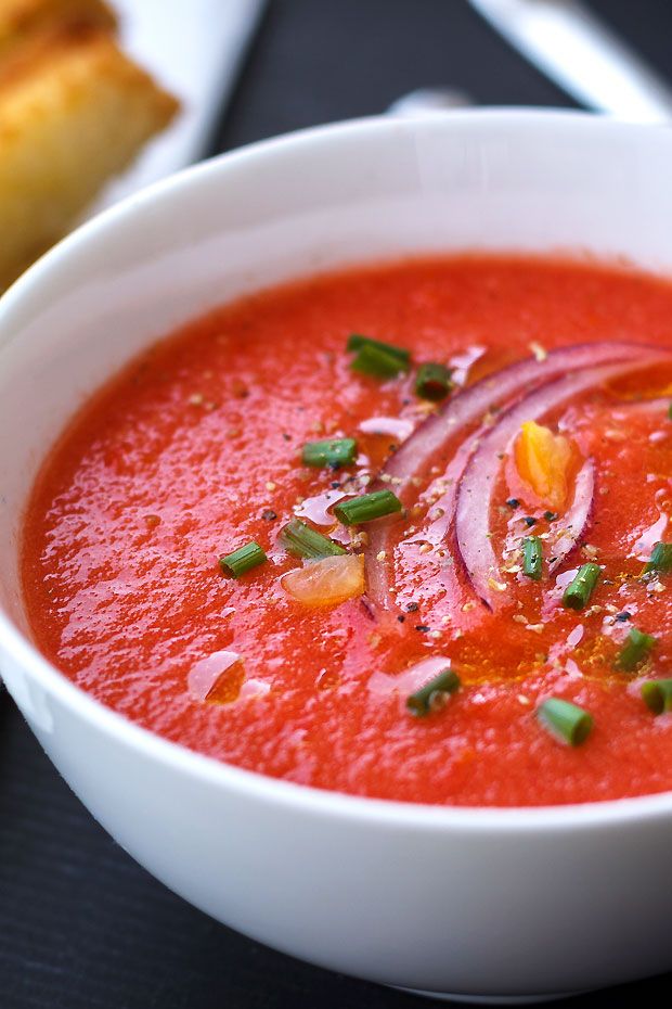 An awesomely sweet and spicy Tomato and Strawberry Gazpacho | Eat Well 101