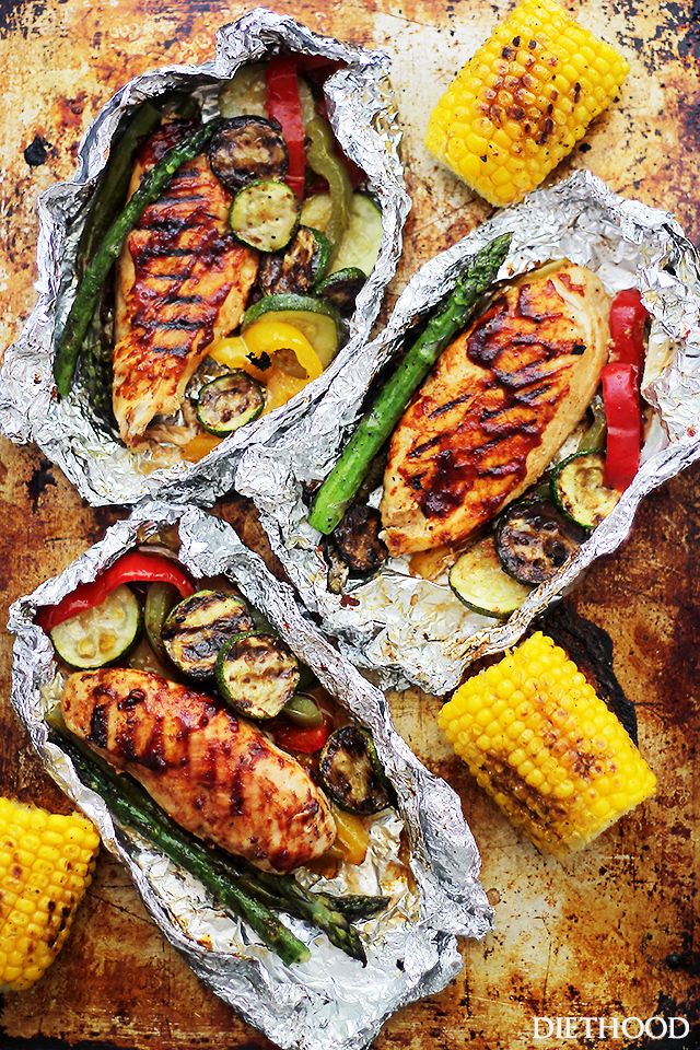 Best camping recipes: Grilled BBQ Chicken and Vegetables foil packs | Diethood