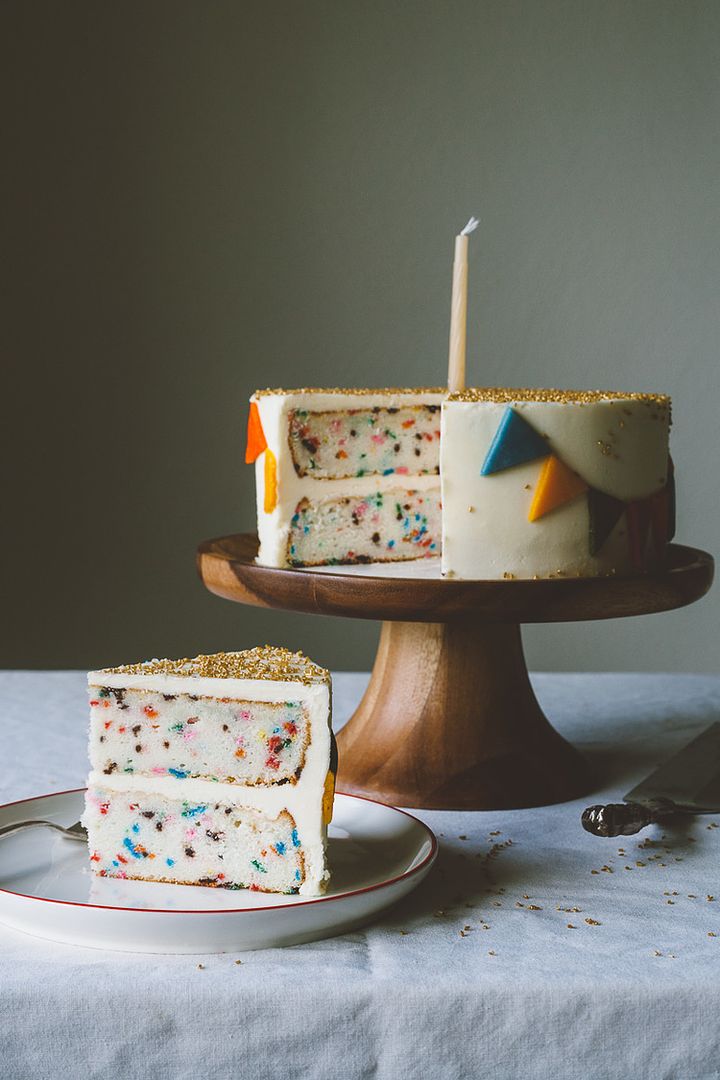 A gorgeous funfetti cake recipe with lots of info on how to get the best funfetti look | My Name Is Yeh