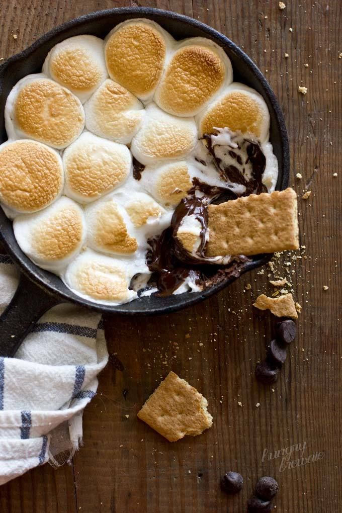 S'mores Dip recipe | Hungry Brownie