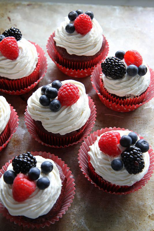 4th of July desserts for a crowd: Gluten-Free, Vegan Red Velvet Cupcakes | Heather Christo