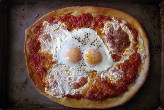 Father's Day breakfast recipes: Breakfast Pizza with an Egg | One Hungry Mama