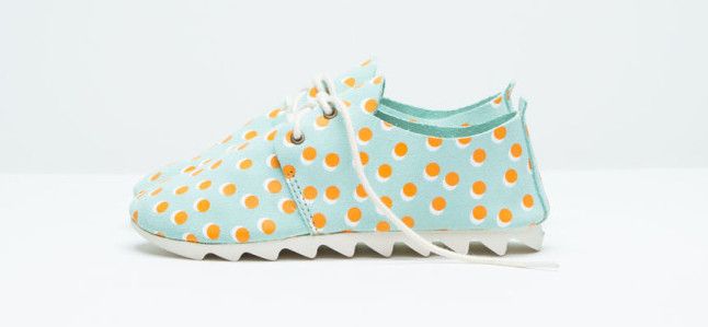 How fun are these orange moon Oxfords from Zuzii shoes?