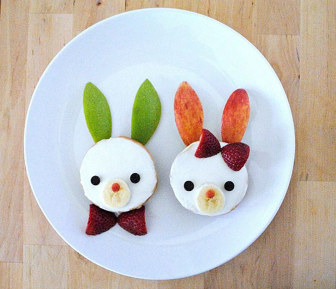 Easter Bunny Bagels tutorial on Handmade Charlotte