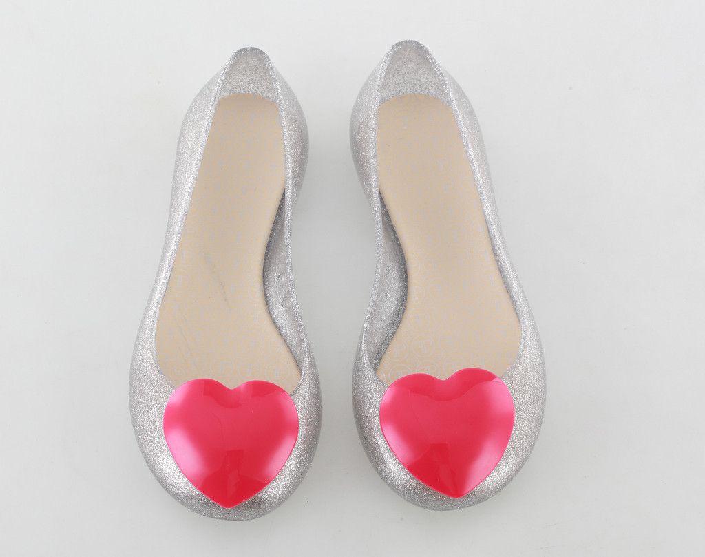 Loving these bright, bold ballet flats from Faux Pas Paris. 