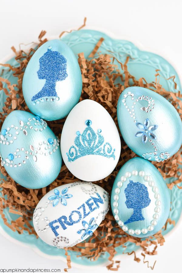 Frozen Easter Egg decorations from A Pumpkin and a Princess