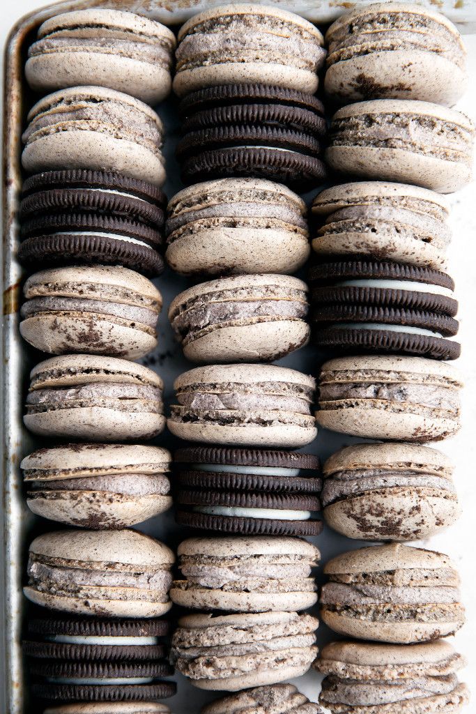 Cookies and Cream Macaron recipe. Yum! | Brom Bakery