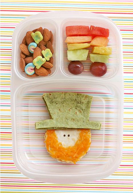 School lunch ideas for St. Patrick's Day: Leprechaun Bento Box | Lisa Storms