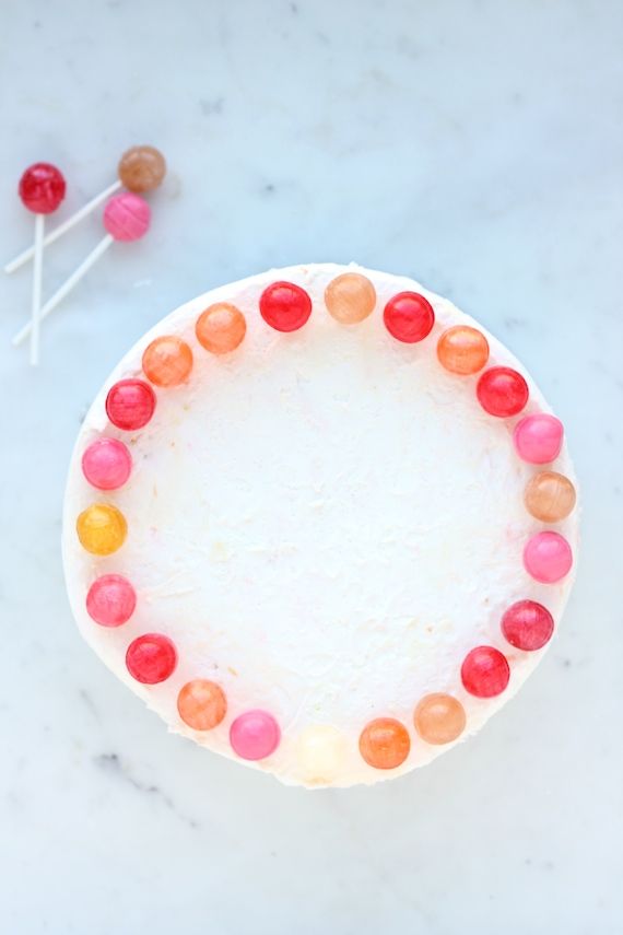 18 Easy Cake Decorating Ideas To And Up A Store Bought Cake