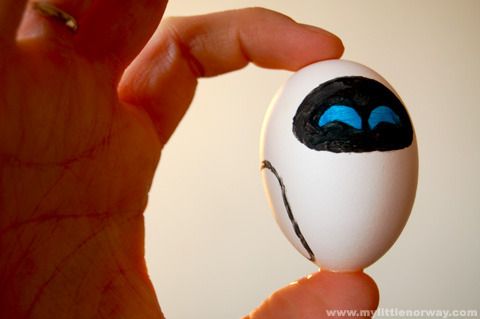 EVE from Wall-E Easter Egg by My Little Norway