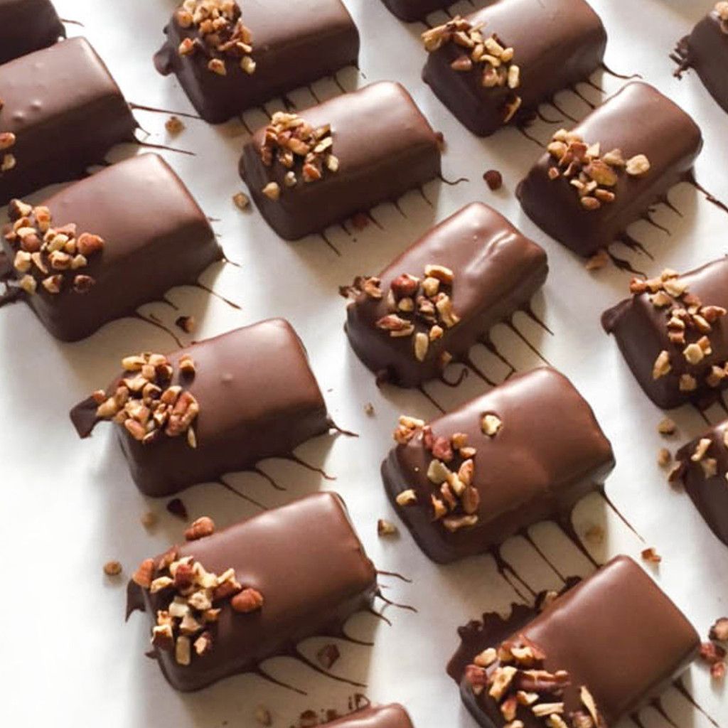 Small Business Saturday: Pecan Chocolate Rum Bars | Chocolate Twist