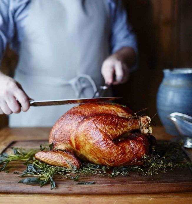 Your day-of Thanksgiving cooking schedule with tips on roasting your bird and carving it, too | Photo: Taste blog at Williams Sonoma