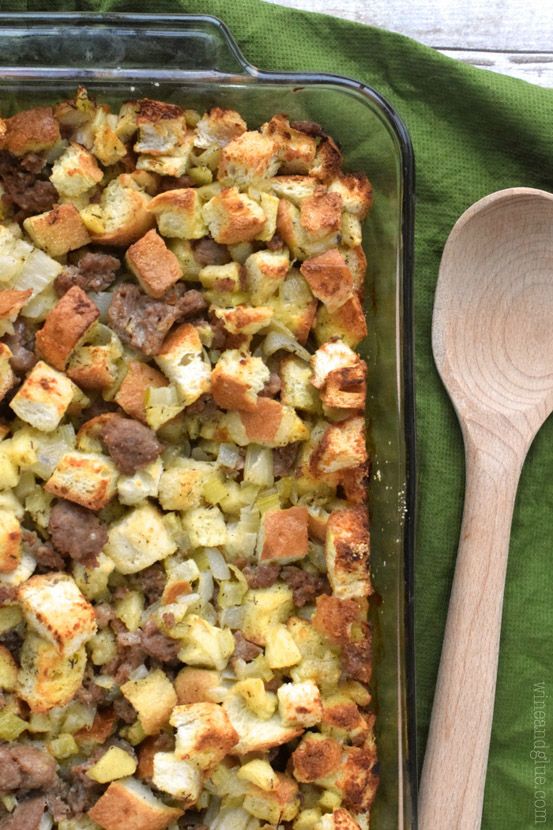This Make-Ahead Stuffing with apples and sausage is on our list of best stuffing recipes for Thanksgiving—can you guess why? | Wine and Glue is perfect!