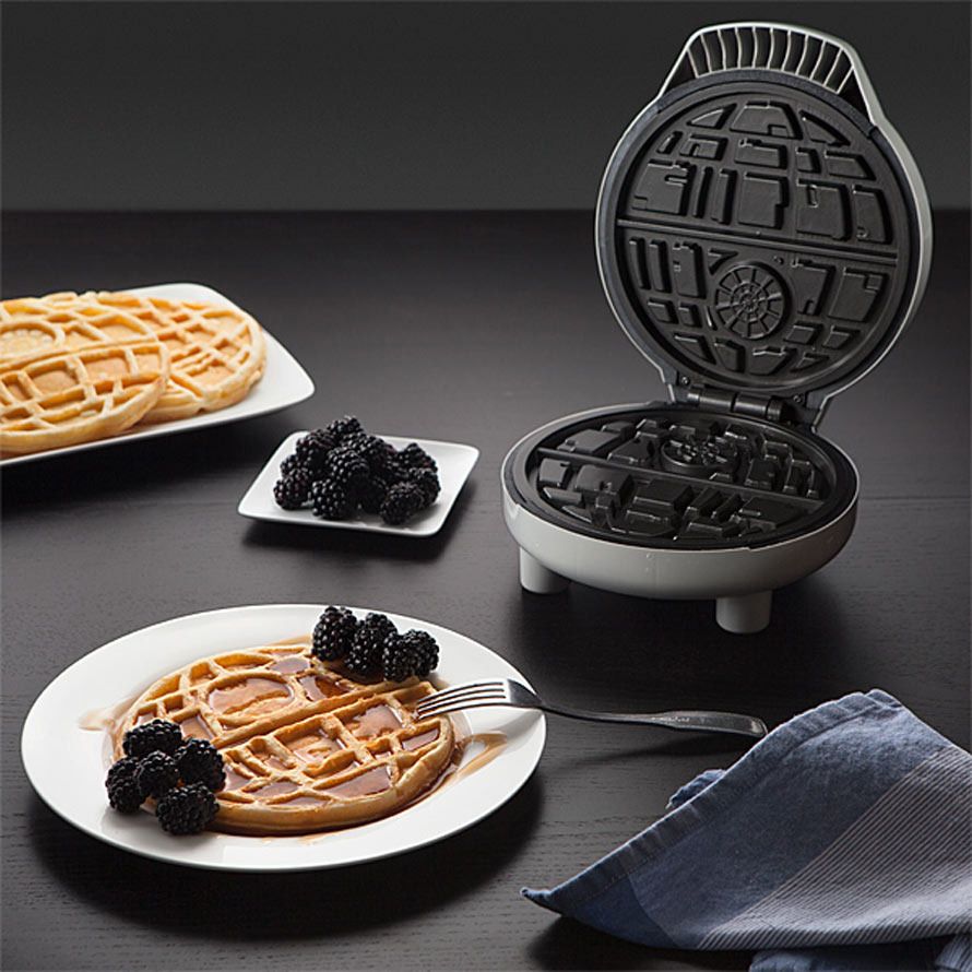 A must have kitchen appliance for Star Wars fans: Death Star waffle maker | Think Geek