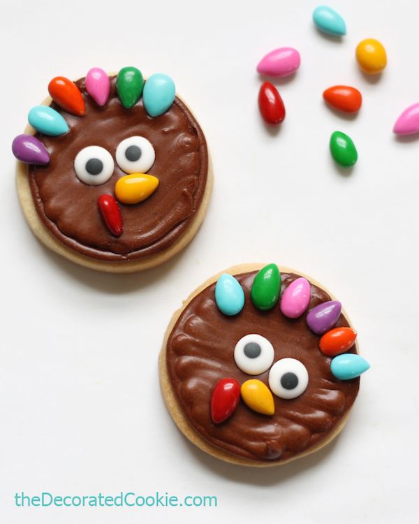 Iced Turkey sugar cookies make a super cute Thanksgiving dessert for kids -- especially if you buy the cookies! Also a fun craft project to keep them busy. | The Decorated Cookie