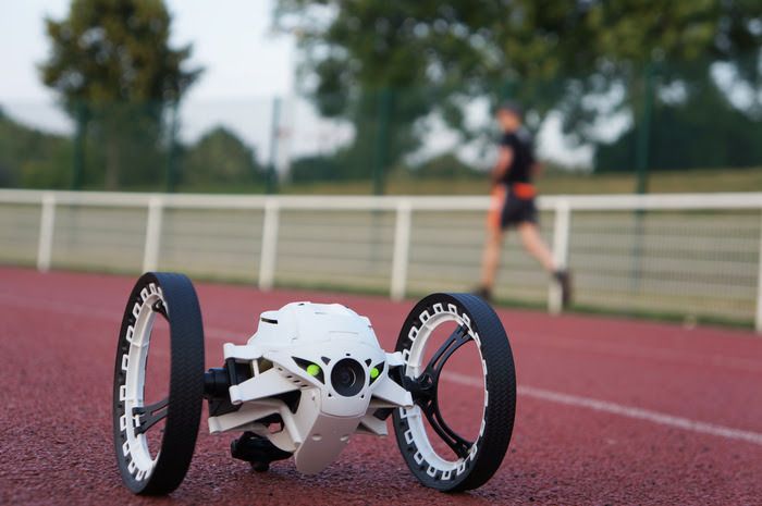 7 cool things you can do with Minidrones: Jumping Sumo in White from Parrot MiniDrones