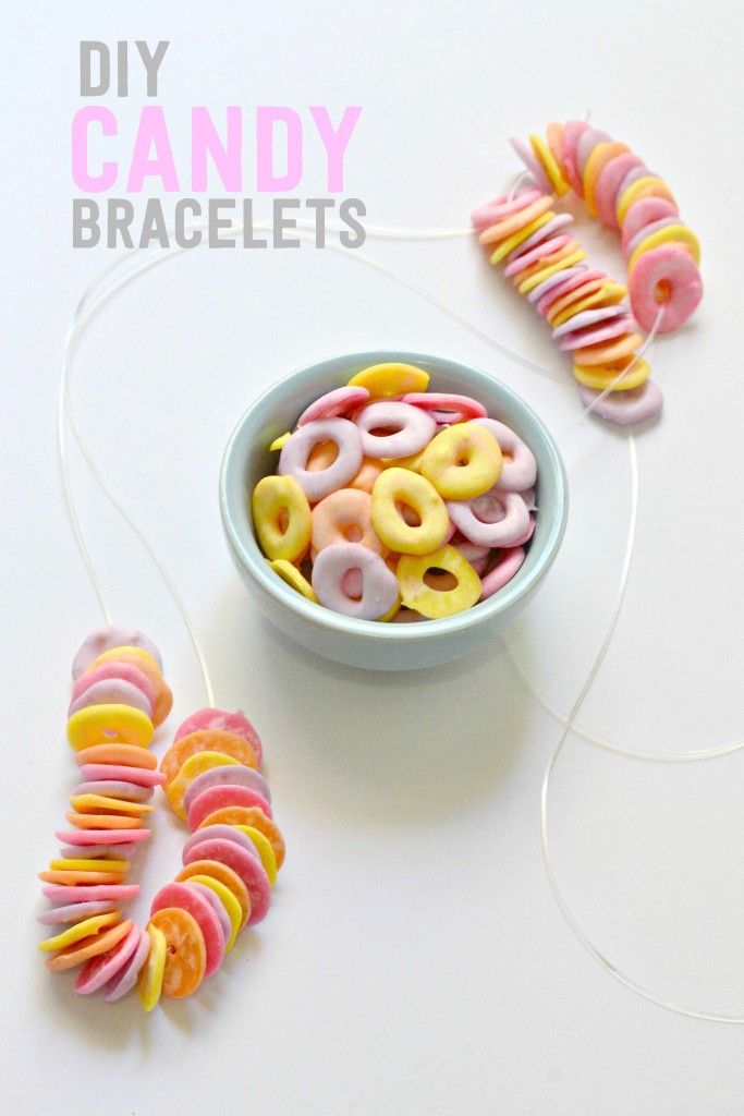 Allergy free DIY Candy Bracelets make a fun and safe Halloween party recipe | Fork and Beans