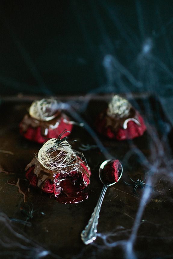 These classy, but creepy Red Velvet Molten Lava cakes are a perfect ending for a Halloween dinner party | Say Yes