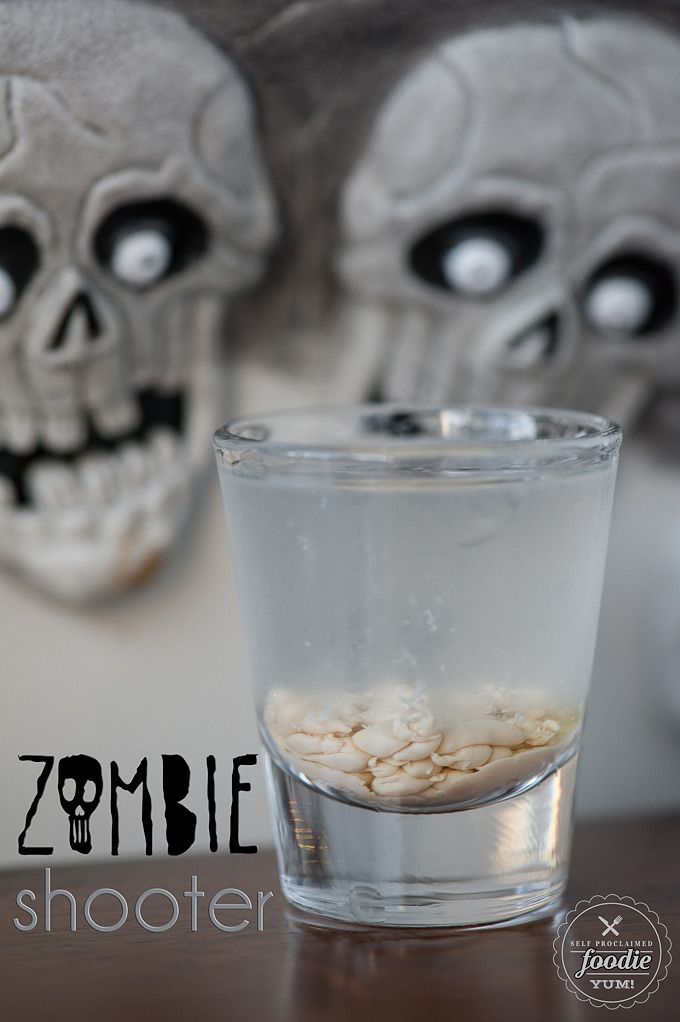 Halloween cocktail recipes: Zombie Shooter | Self Proclaimed Foodie