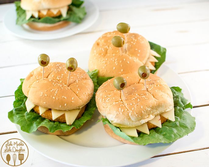 These Chicken Sandwich Monsters are a super clever and very easy Halloween dinner idea | Like Mother Like Daughter