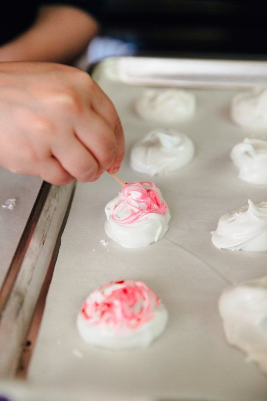 The Kitchn Baking School's free online course: Making meringues