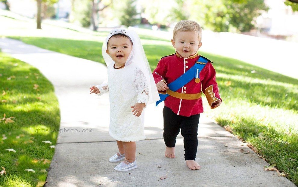 Halloween siblings costume idea: Princess Katherine and Prince William | Tutorial via Gina Lee