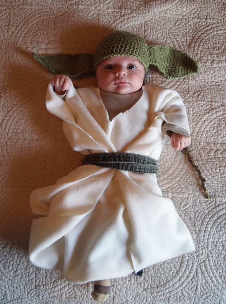 DIY Star Wars costumes for kids: Baby Yoda costume from Susannah Bean