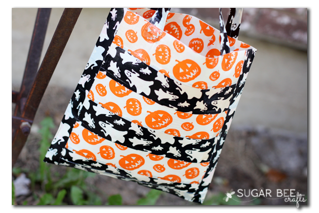 DIY Halloween treat bag idea: No Sew Duct Tape bag from Sugar Bee Crafts