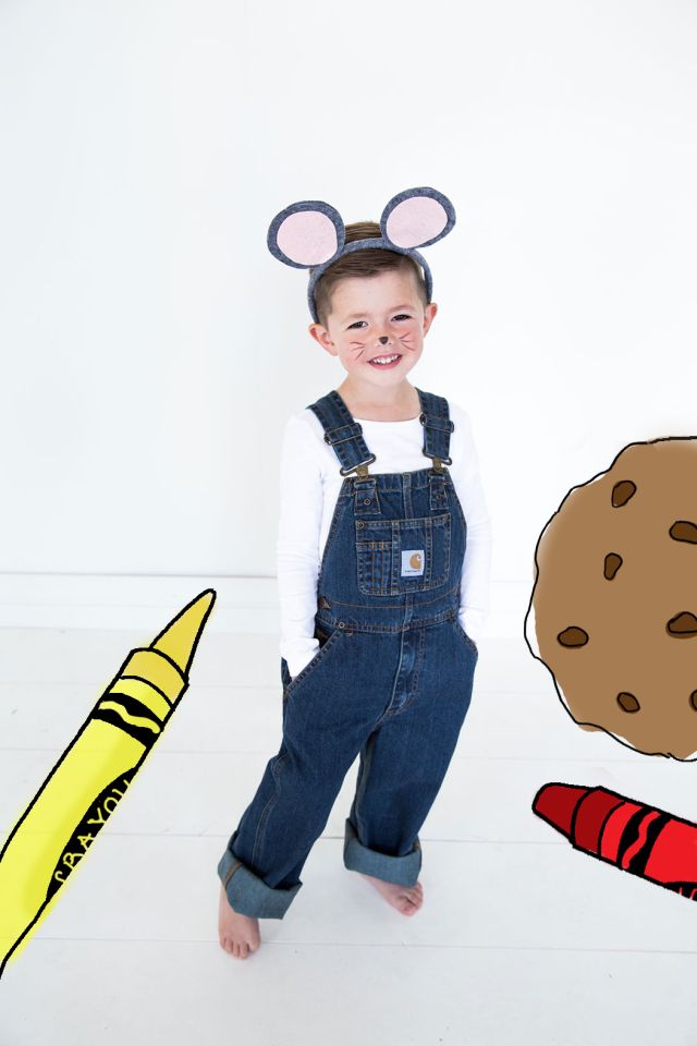Creative last minute Halloween costumes for kids: If You Give a Mouse a Cookie book character | DIY at The House that Lars Built