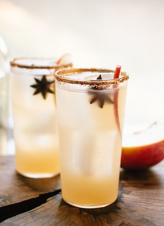 The perfect fall cocktail? This Apple Cider Margarita definitely comes close! | Cookies + Kate