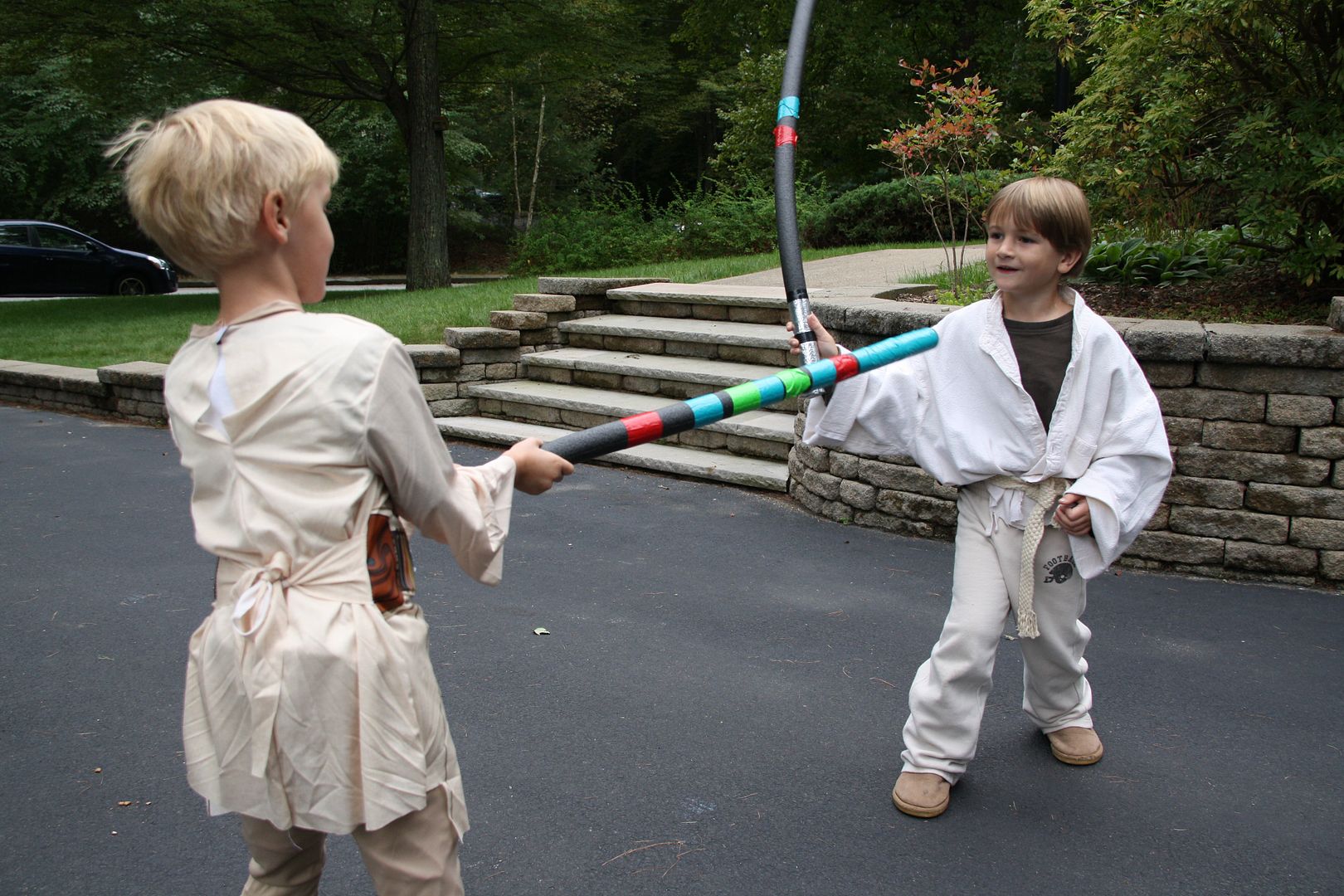 DIY Star Wars lightsabers for kids double as craft project, party activity, and goody bag take-home gift! | CoolMomPicks.com