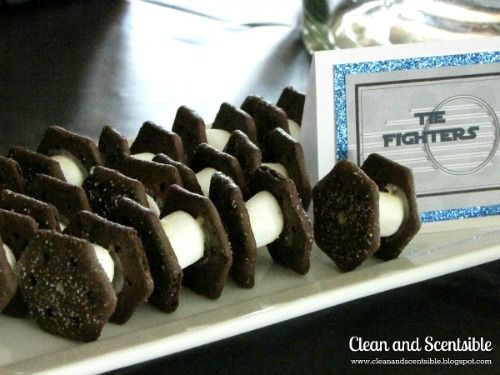 Cookie Tie Fighters for a Star Wars party at Clean and Scentsible