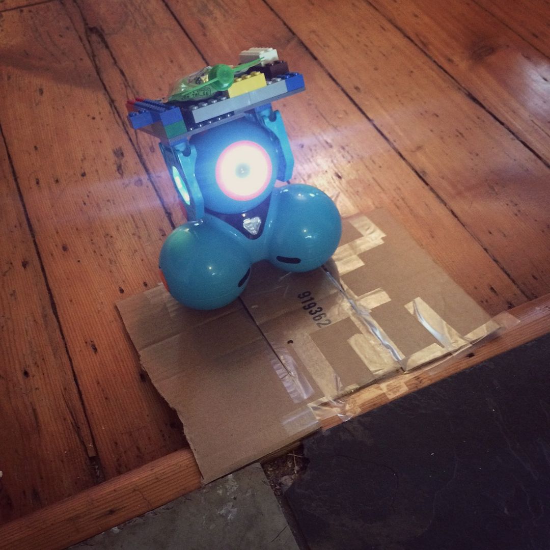 Creative ways to use Dot and Dash robots from Wonder Workshop: A snack carrier, by Drew 8-years old