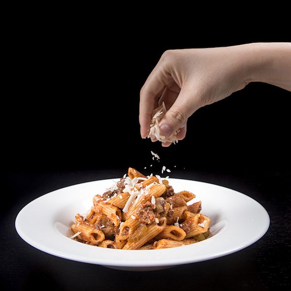 Holiday dinner recipes don't have to be long labors of love. Opt for quick, family-friendly recipes like this One Pot Pressure Cooker Penne Rigate Pasta. | Pressure Cook Recipes