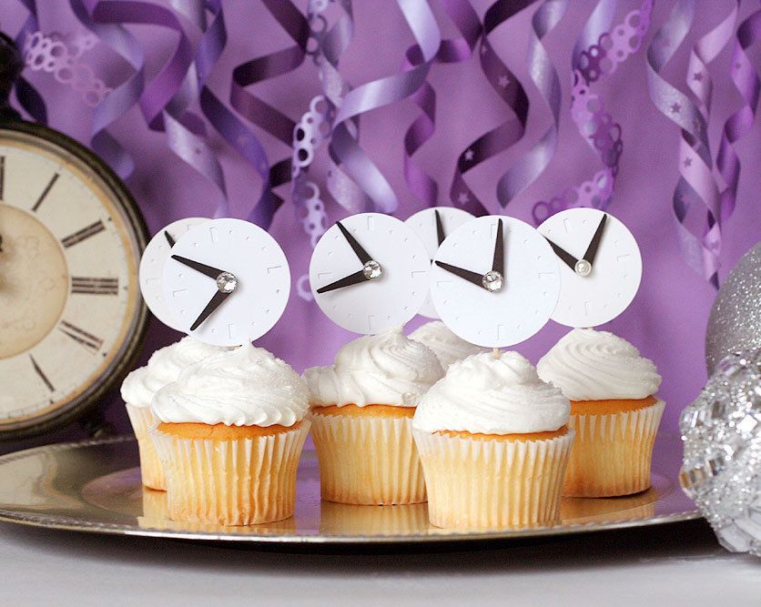 DIY New Year's Eve cupcake toppers | Fiskars