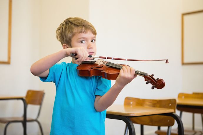 Best experience gifts for kids: A new musical instrument and lessons to go with it | photo via Violin Lessons NYC